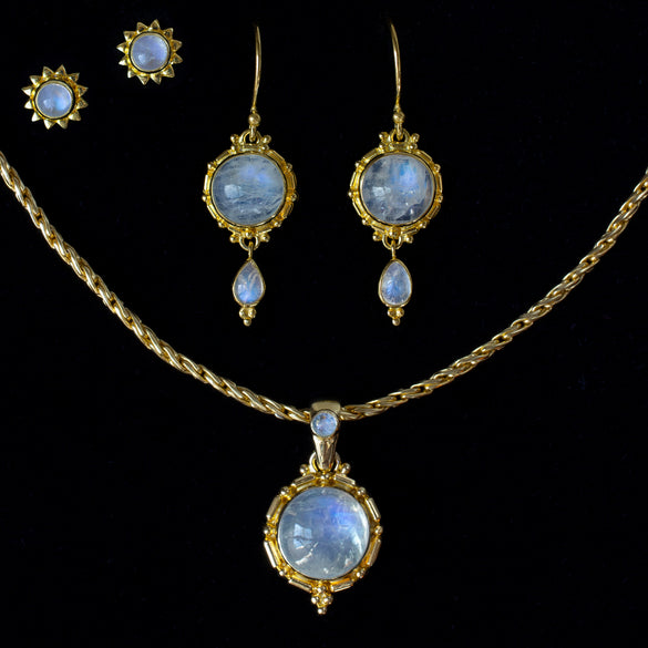 Gold Rainbow Moonstone Jewelry