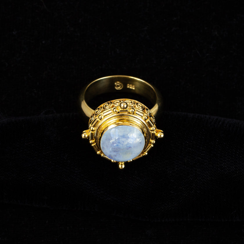 Gold Rainbow Moonstone Ring