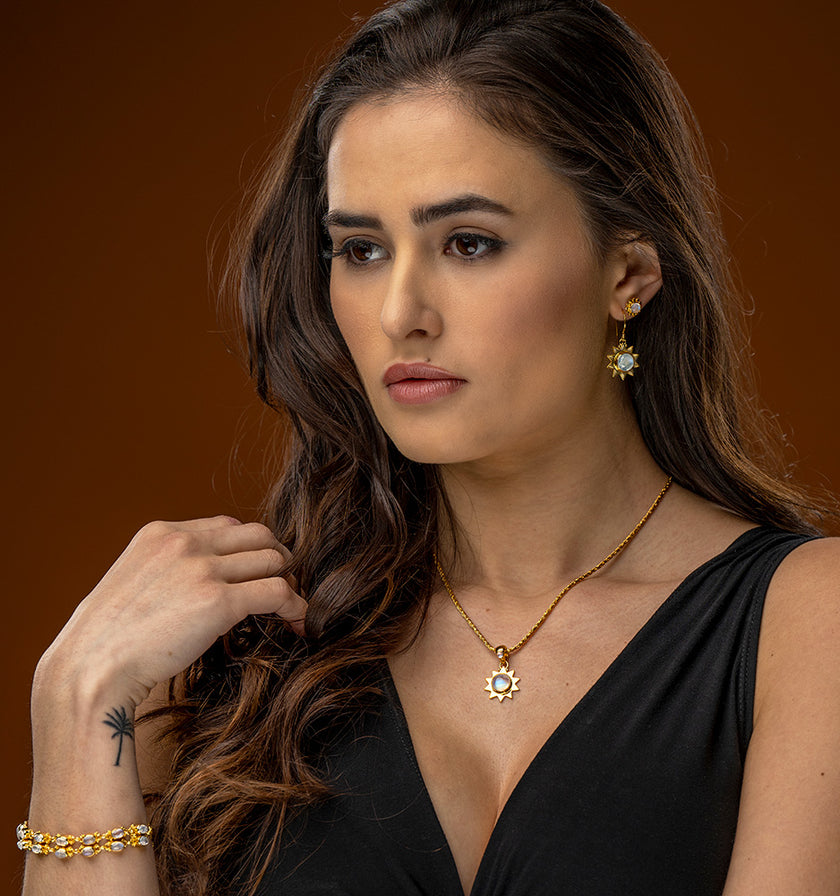 Gold Rainbow Moonstone Jewelry